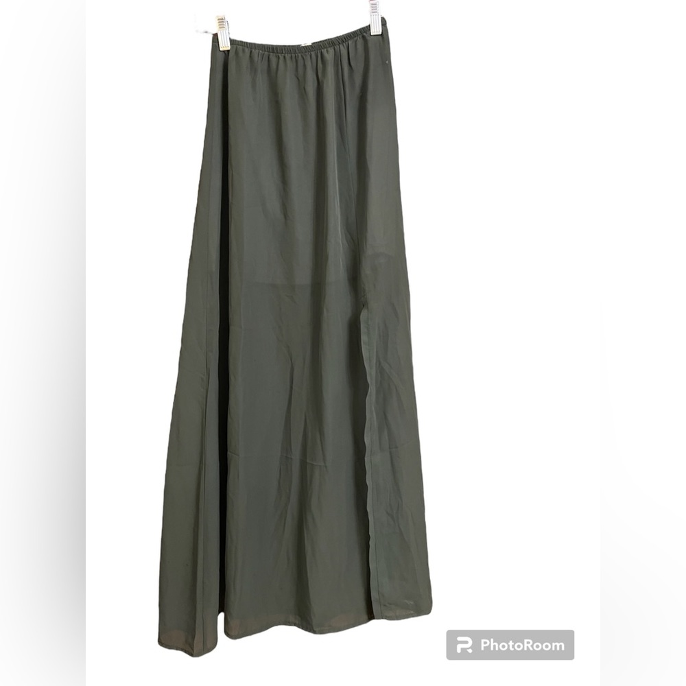 Lilly White, olive green sheer ankle length skirt, w/ mini skirt lining. Size XS